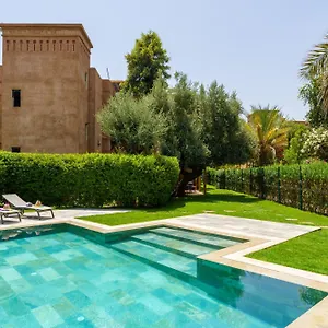 https://villa-riad-sultana.marrakeshhotelsmorocco.com
